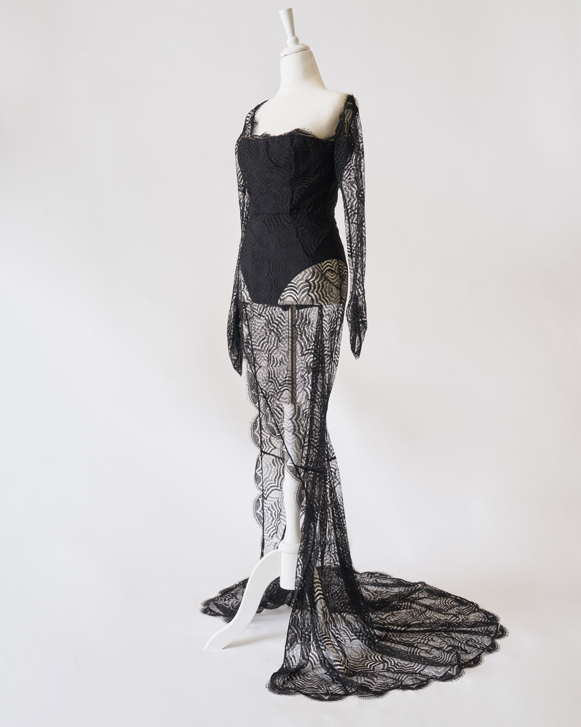alessandra rich lace dress Alessandra Rich Velvet and lace dress