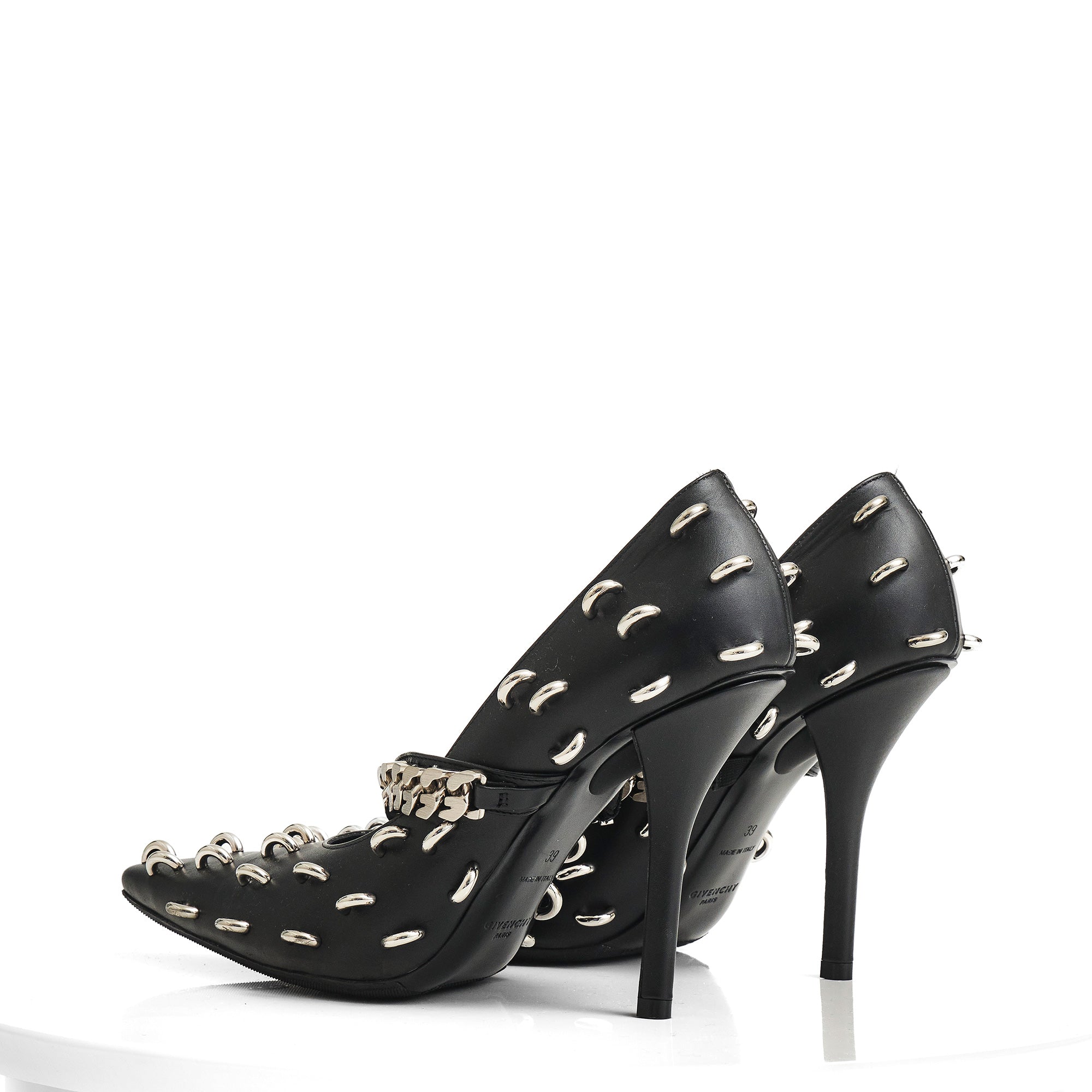 Décolleté da spettacolo con dettaglio in metallo nero di Givenchy