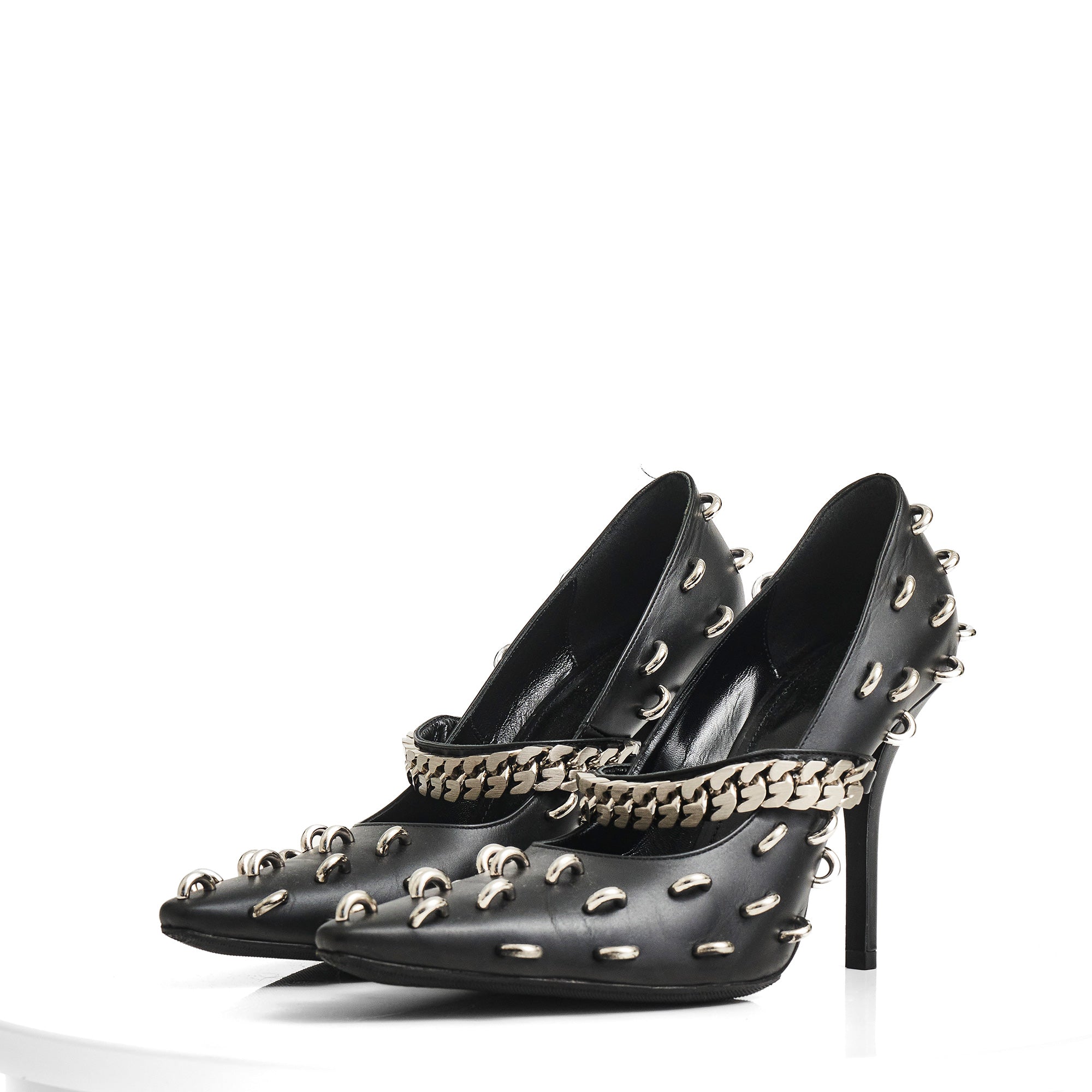 Décolleté da spettacolo con dettaglio in metallo nero di Givenchy