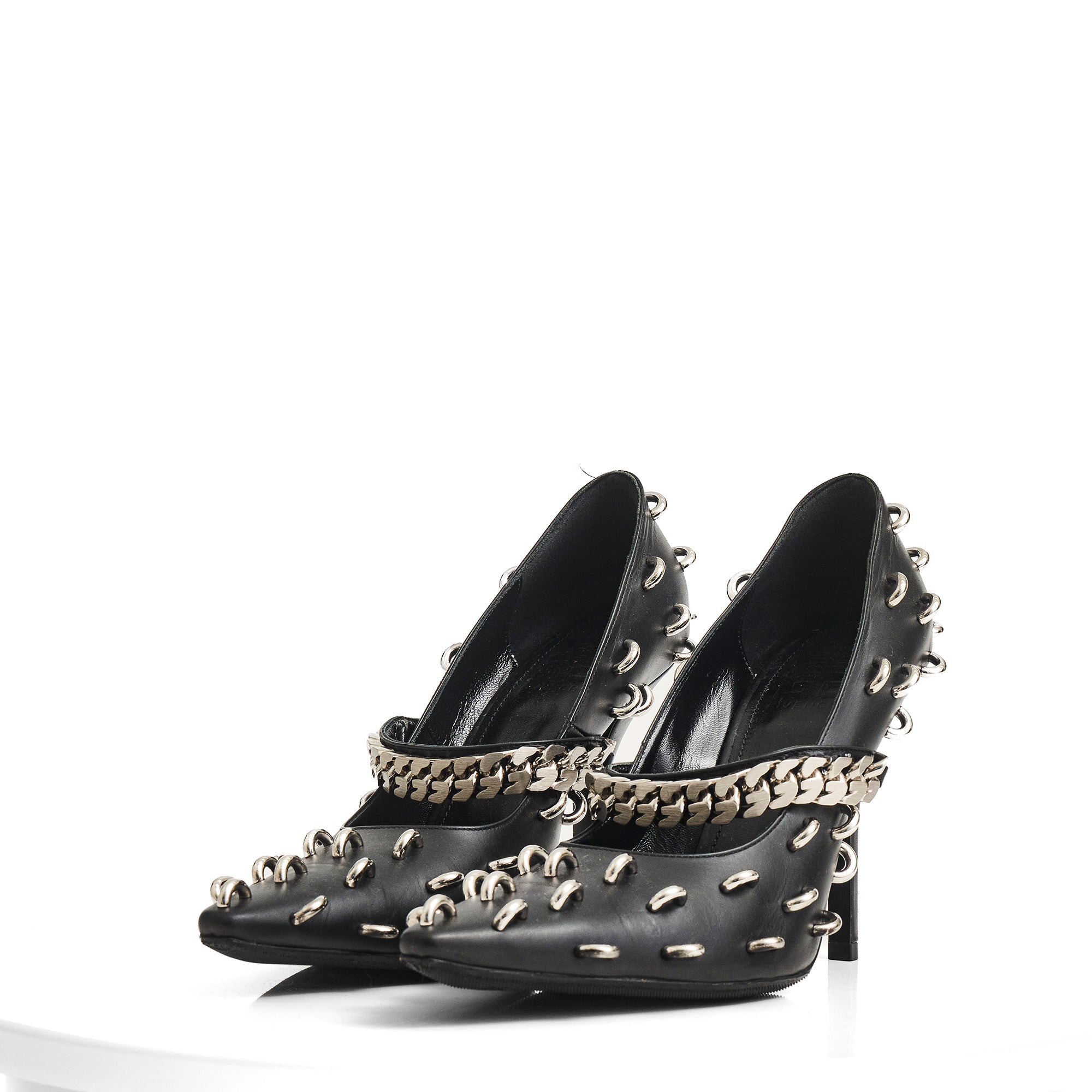 Décolleté da spettacolo con dettaglio in metallo nero di Givenchy