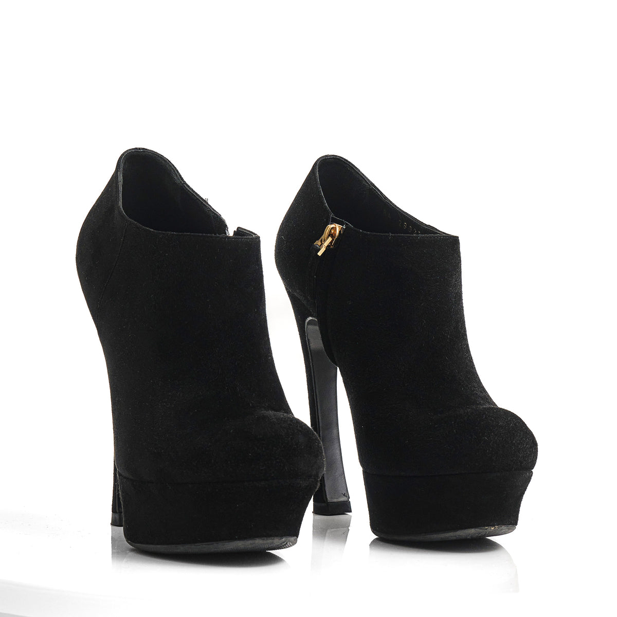 SUEDE BLACK ANKLE BOOTS