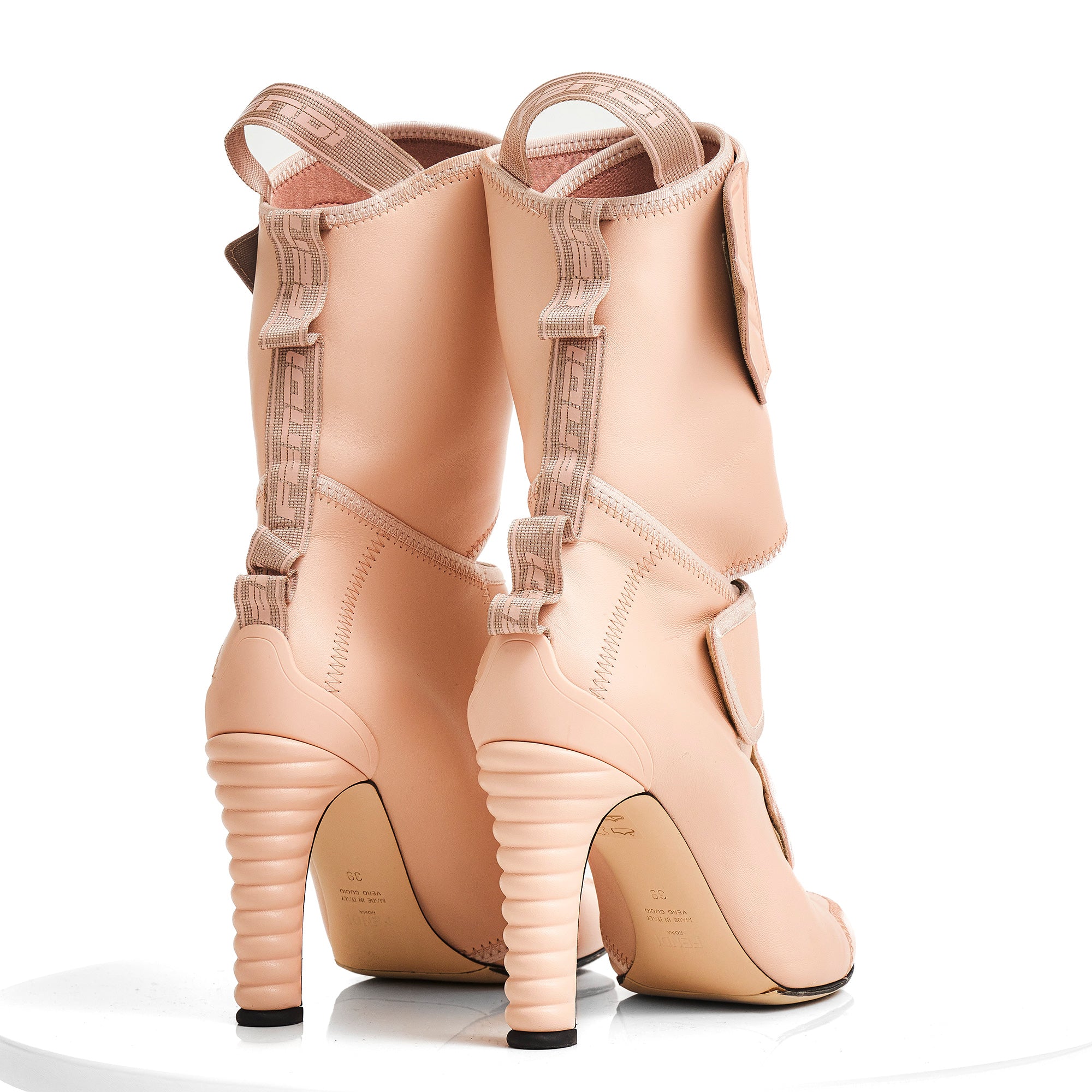 Stivali in pelle Fendi